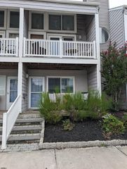 852 E  7th St #8, Ocean City, NJ 08226