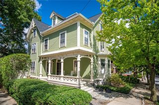 24 Barnes St, Providence, RI 02906