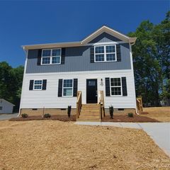 602 E  Carpenter St, Dallas, NC 28034