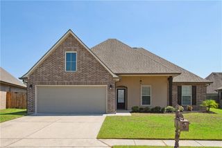 2568 Allyson Ln, Marrero, LA 70072