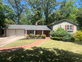 215 York Dr, Gaffney, SC 29340