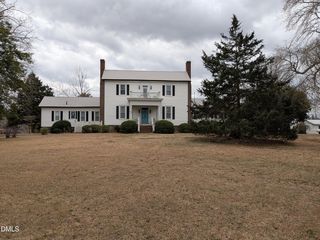 301 W  Thorndale Dr, Oxford, NC 27565