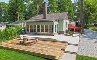 67050 95th Ave, Dowagiac, MI 49047