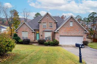 19 Challain Cv, Little Rock, AR 72223