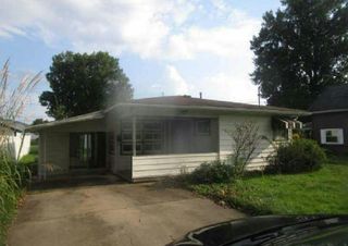 303 W  South St, Carmichaels, PA 15320