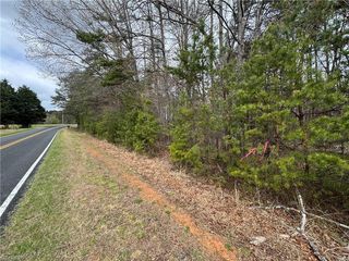 Brims Grove Rd, Pinnacle, NC 27043