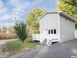 210 N  Maple St, Green Valley, IL 61534