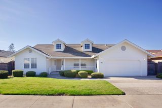 880 Penn Ave, Turlock, CA 95382