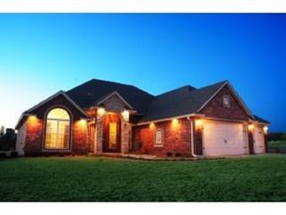2267 Sandpiper Dr, Blanchard, OK 73010
