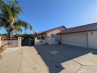 23856 Outrigger Dr, Canyon Lake, CA 92587