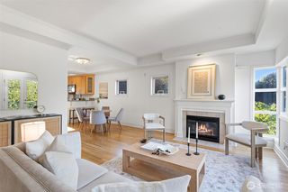 2301 W Crockett Street, Seattle, WA 98199