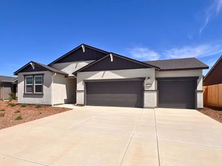 628 Victoria Ave, Chowchilla, CA 93610