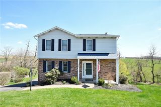 252 Parkwood Cir, Canonsburg, PA 15317