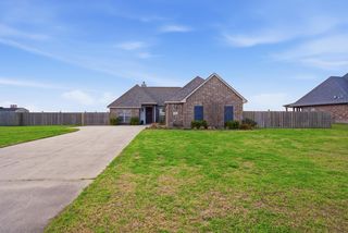5619 Jude Vincent Ln, Iowa, LA 70647