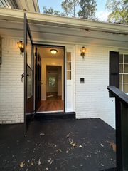 3 Stonewood Ct, Toccoa, GA 30577