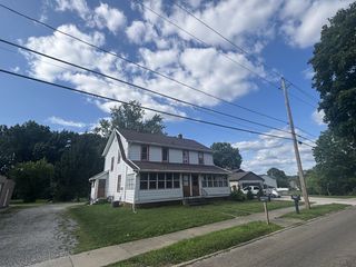 303 W  Marshall Rd #1/2, Mc Donald, OH 44437
