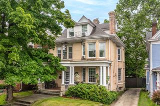 220 Grand St, Morgantown, WV 26501
