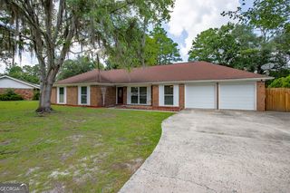 210 W  General Screven Way, Hinesville, GA 31313