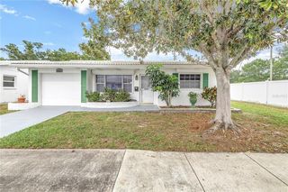 10201 Larchmont Pl   N #13, Pinellas Park, FL 33782