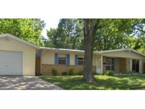 E, Urbana, IL 61802