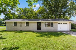5961 N  200 W, Columbus, IN 47201