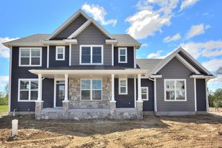 8175 W Bluebird COURT, Mequon, WI 53097