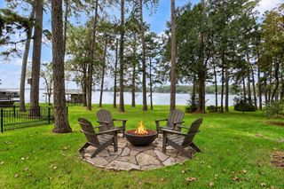 15749 Lakeway Dr, Willis, TX 77318