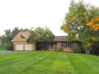 18 Holyoke Drive, Manchester, CT 06040