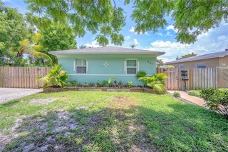 261 SW 15th St #2, Dania, FL 33004