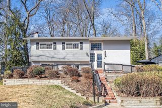 6330 Camilla St, Springfield, VA 22152