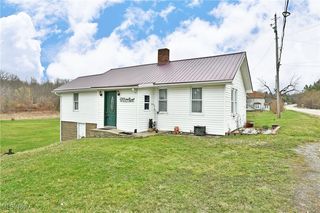 9438 State Route 45, Lisbon, OH 44432