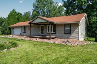 5760 Mason Rd, Fowlerville, MI 48836