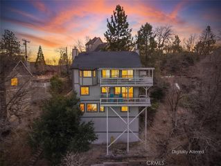28738 Bryce Dr, Lake Arrowhead, CA 92352