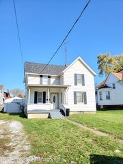 627 19th St NW, Canton, OH 44709