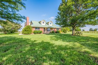 2075 County Road 304, Gainesville, TX 76240