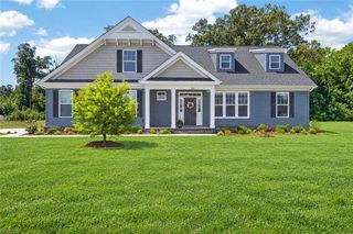 214 Little Acorn Trl, Moyock, NC 27958