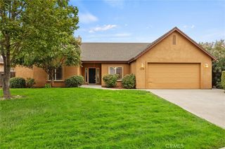 109 Sterling Oaks Dr, Chico, CA 95928