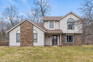 14109 Maple Dr, Grabill, IN 46741
