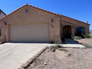 1445 Colina Dr, Bullhead City, AZ 86442