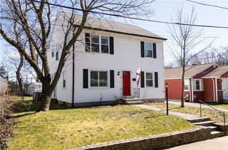 16 Loxley Rd, Providence, RI 02908