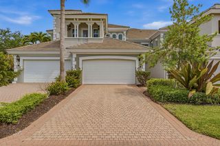 9219 Corfu Ct #201, Naples, FL 34114