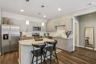 7505 Founders Way #303, Franklin, IN 46131