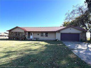 105 W  Dorcus St, Roland, OK 74954