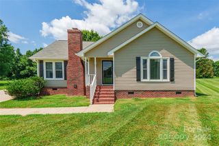 4304 Deerfield Dr, Monroe, NC 28112