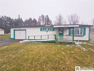 5825 North St, Limestone, NY 14753