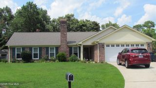 105 Coachman Court, Jacksonville, NC 28546