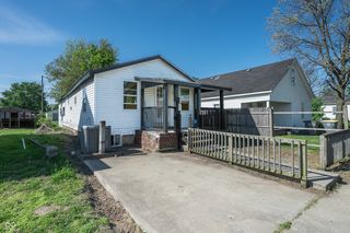 811 W  Laurel St, Seymour, IN 47274