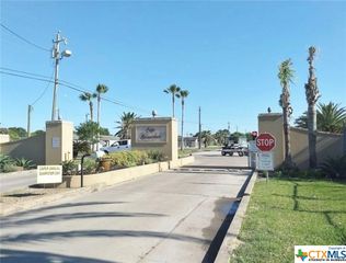 Mollnar Dr #811, Palacios, TX 77465