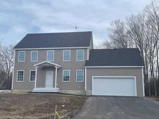 310 Meadow Ln #13, Rochester, NH 03867