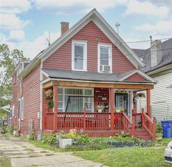 30 Pershing Ave, Buffalo, NY 14211